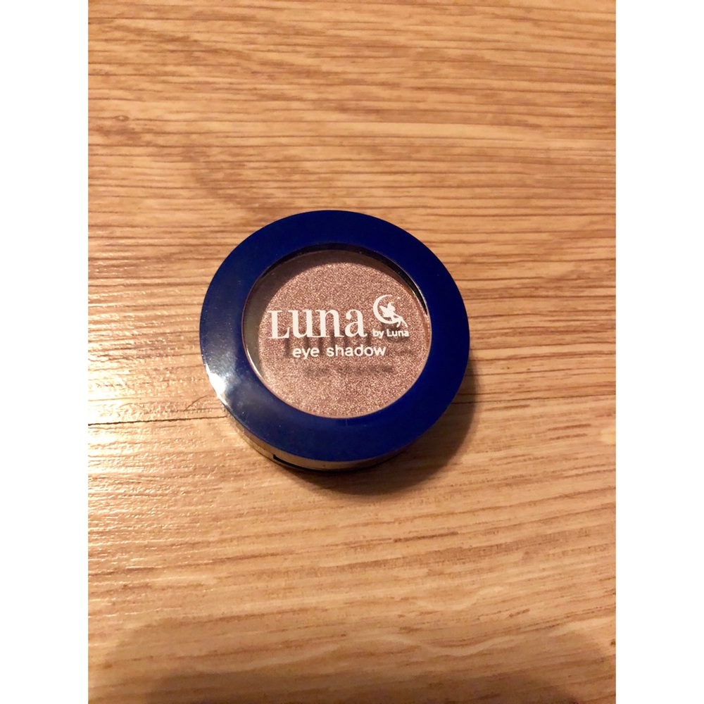Luna by Luna Cosmetics Eyeshadow